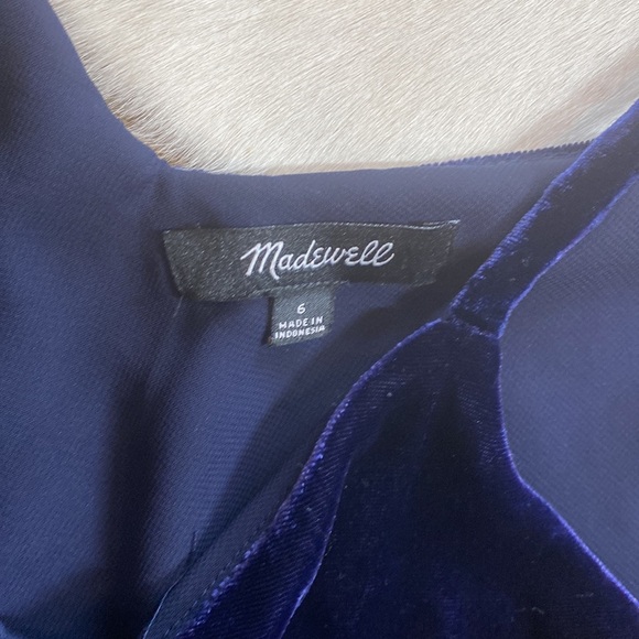 blue velvet camisole top from Madewell - Picture 8 of 8